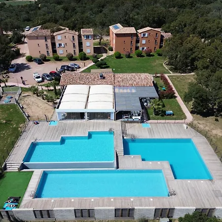 Résidence Hotelière Les Hameaux De Saint Cyprien Corse